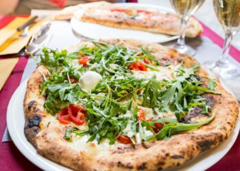 pizza - what to eat in Rome