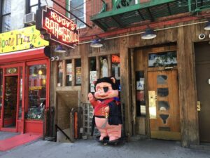 Nightlife in New York_Rudys Bar & Grill