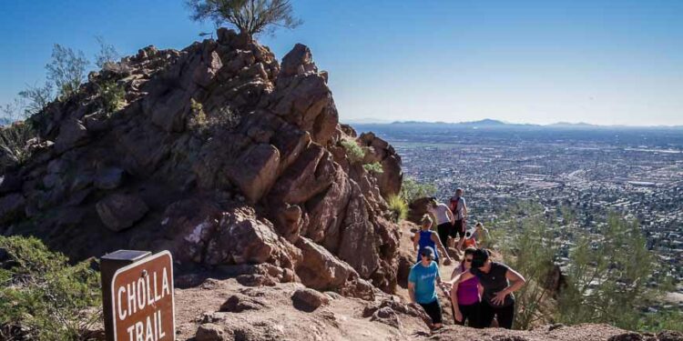 Places To Visit In Phoenix_Camelback