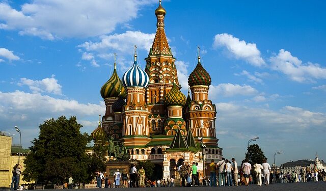 Places to visit in Moscow_stbasils cathedral