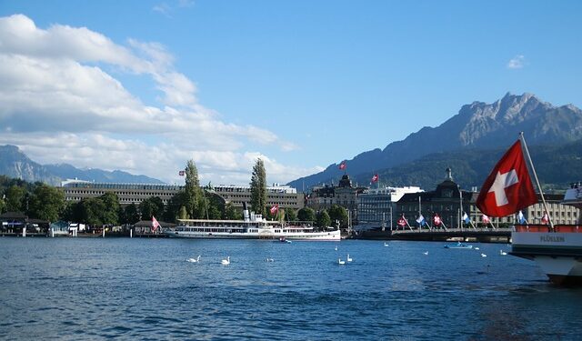 What to do in Zurich lake