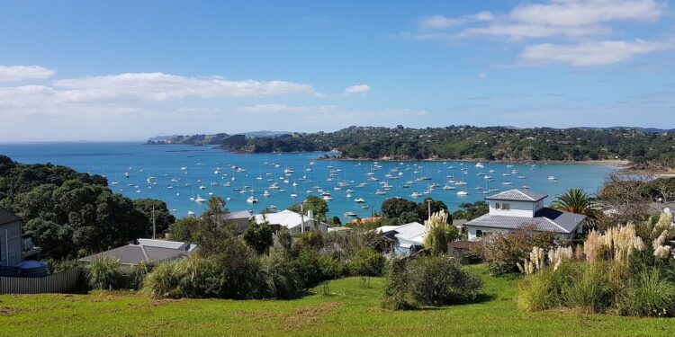 places to visit in Auckland_Waiheke
