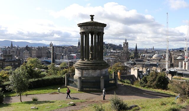 Edinburgh on a budget_calton hill