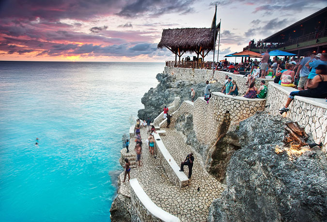 Affordable Tropical Vacations _Ricks Cafe in Negril