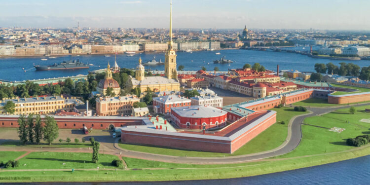 Places to Visit in St. Petersburg_fortress