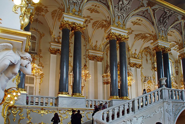 Places to Visit in St. Petersburg_hermitage