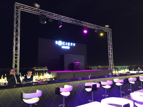 nightlife in Doha_Society Lounge