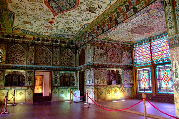 Places to visit in Azerbaijan_palace of sheki khans