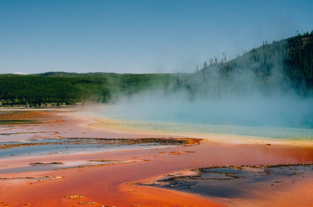 best places to visit in Montana_yellowstone lakes