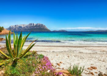 Sardinia: 2 Weeks Relaxing Under the Sun, Sea & Sand