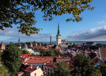 Spending Seven Hours in Magnificent Tallinn