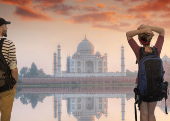 experiencing the beauty of taj mahal, one of the top vacation spots in india