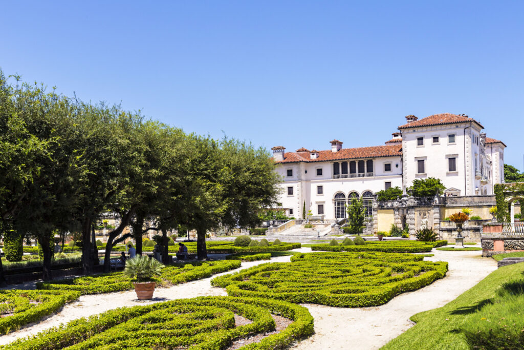 couple things to do in miami - exploring vizcaya museum