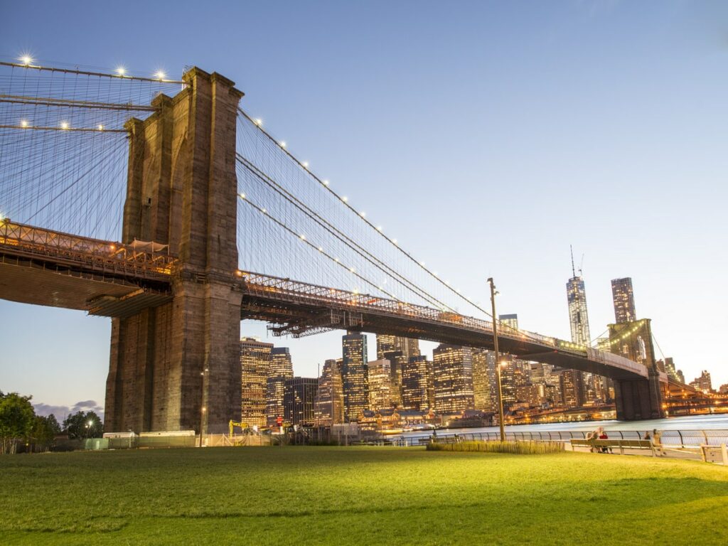 Brooklyn Bridge Park with New York City Skyline